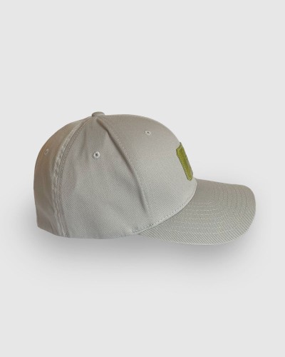 A Tres Puntos Baseball Cap, Green